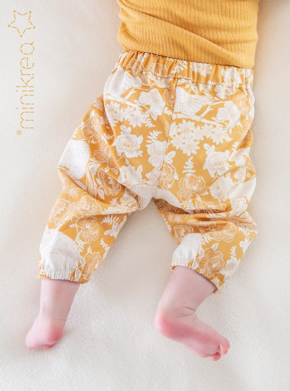 
                  
                    Load image into Gallery viewer, Pattern Baby Baggy Pants
                  
                