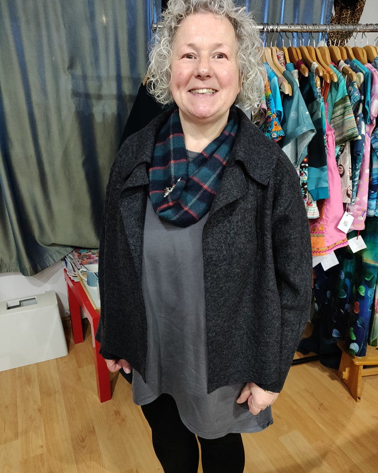 
                  
                    Load image into Gallery viewer, Sewing Workshop Verona Jacket
                  
                