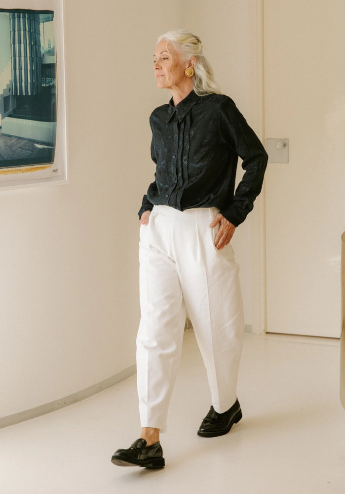 
                  
                    Load image into Gallery viewer, Pattern Trousers ANDREA
                  
                