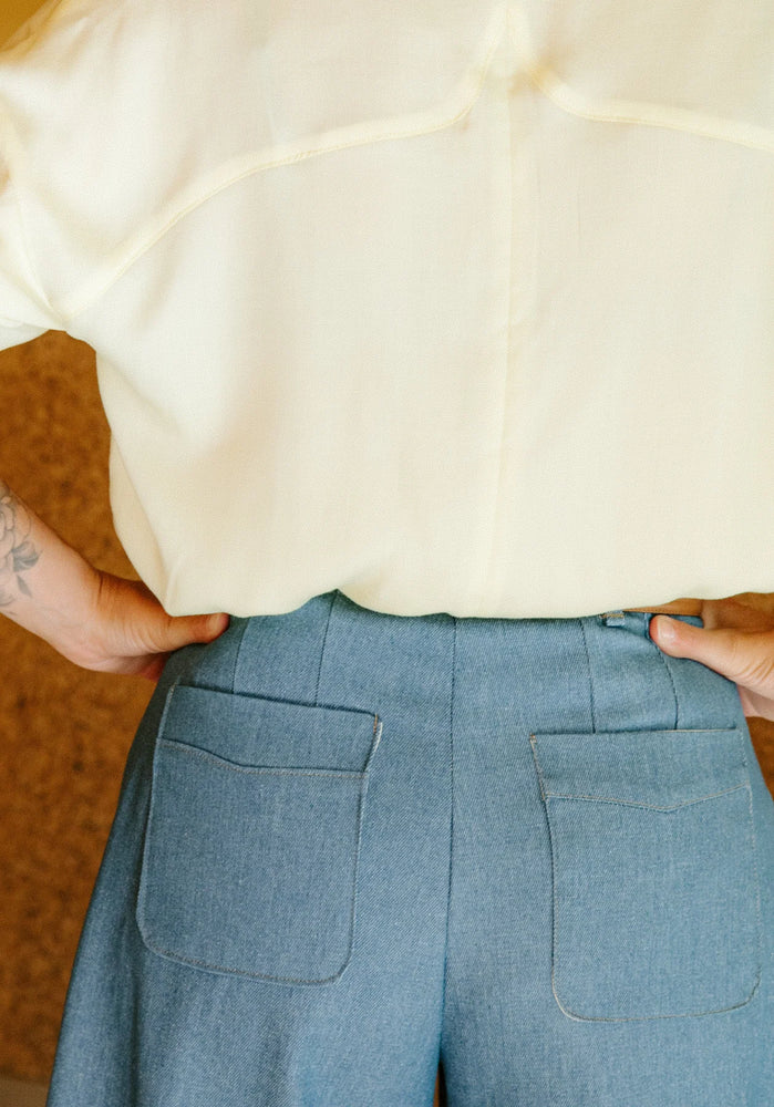 
                  
                    Load image into Gallery viewer, Pattern Trousers ANDREA
                  
                