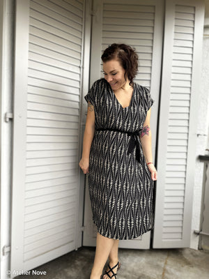 
                  
                    Load image into Gallery viewer, Woven Viscose Trigo Black/Off White
                  
                