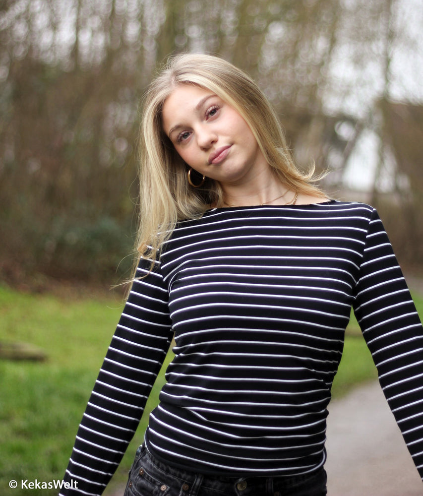 
                  
                    Load image into Gallery viewer, Striped Jersey Isa Black
                  
                