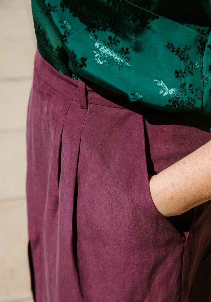 
                  
                    Load image into Gallery viewer, Pattern Skirt SILVANA
                  
                