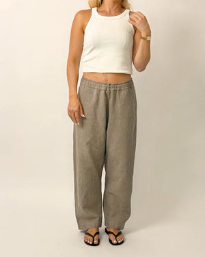 
                  
                    Load image into Gallery viewer, Pattern VOLUME Pants
                  
                