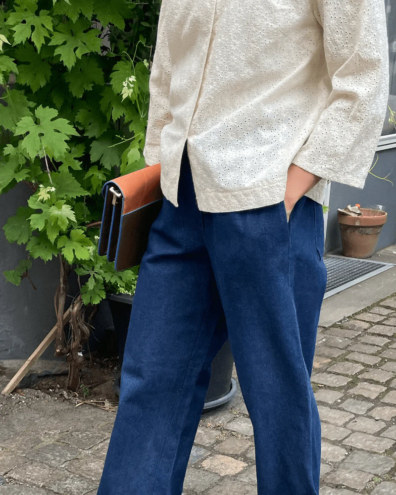 
                  
                    Load image into Gallery viewer, Pattern DUKKE Blouse
                  
                