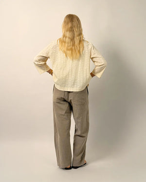
                  
                    Load image into Gallery viewer, Pattern DUKKE Blouse
                  
                