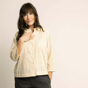 
                  
                    Load image into Gallery viewer, Pattern DUKKE Blouse
                  
                