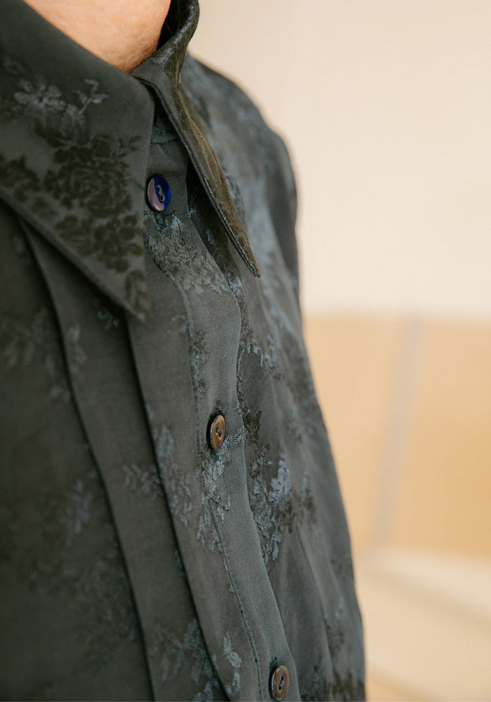 
                  
                    Load image into Gallery viewer, Pattern Blouse SCALA
                  
                