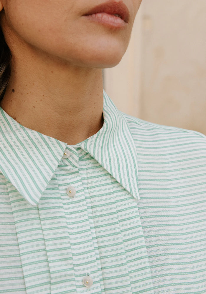 
                  
                    Load image into Gallery viewer, Pattern Blouse SCALA
                  
                