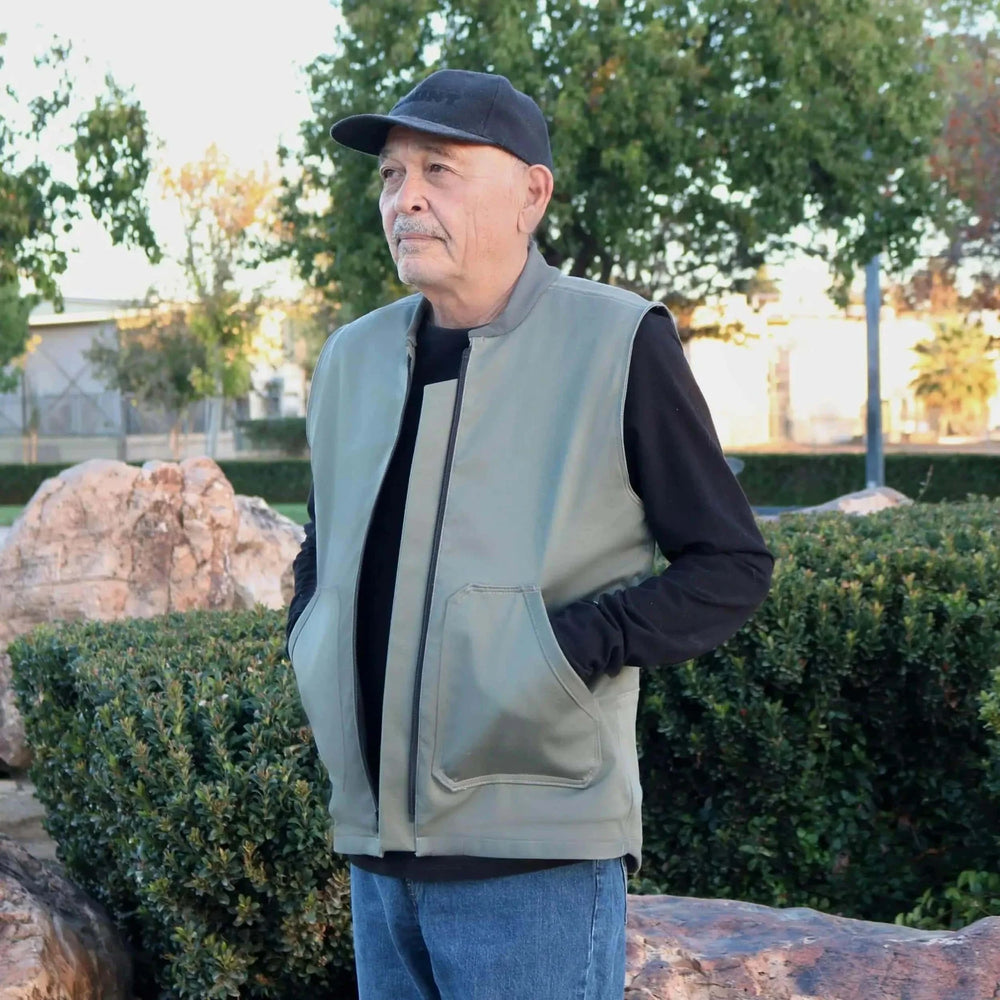 
                  
                    Load image into Gallery viewer, Pattern OZARK Vest
                  
                