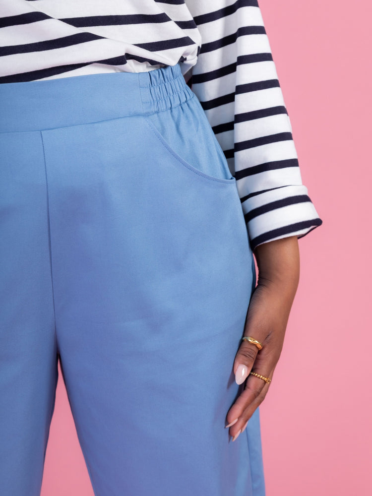 
                  
                    Load image into Gallery viewer, Pattern Trousers WINNIE
                  
                